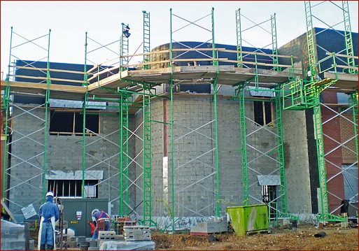 Photo 3: This complicated corner, 32 feet high, was set up in about an hour.